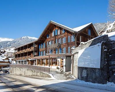 6-daagse Autovakantie naar Jungfrau Lodge in Berner Oberland