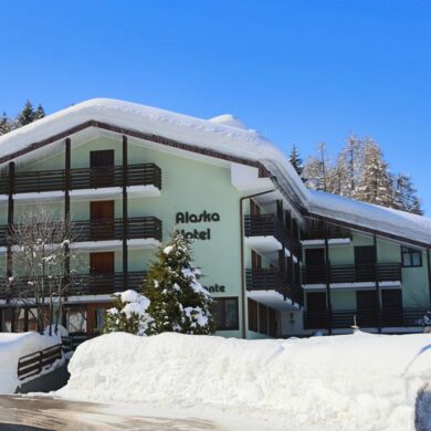 Hotel Alaska is de ideale plek voor een wintersport met het hele gezin. Het is heerlijk rustig gelegen op 1