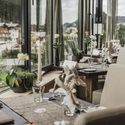 ligt Hotel Chalet S Dolomites. Dit charmante hotel in alpine stijl is de perfecte uitvalsbasis voor een onvergetelijke wintervakantie. Geniet van skiën