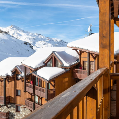 Résidence Montagnettes Soleil 2 is een mooie résidence met een ideale ligging in Val Thorens. Het ligt op slechts 50 meter van de blauwe piste Castor & Pollux