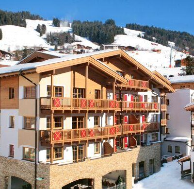 Direct aan de voetgangerszone in het bruisende Saalbach ligt het mooie