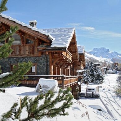 Chalet Le Lys bied je alle benodigheden voor een fantastische wintersportvakantie. Het chalet ligt aan het begin van het dorp