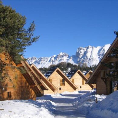 Chalets Les Flocons du Soleil zijn een aantal leuke houten chalets