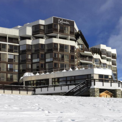 <p>Hotel Club Belambra Tignes Val Claret in Tignes staat helemaal in het teken van wintersport. Alles wat nodig is voor een geslaagde vakantie in de sneeuw vind je hier. Uitzicht op de pistes