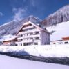 Aan de rand van het centrum van Ischgl ligt het luxe en mooie Hotel Fatlar.De kamers zijn nostalgisch ingericht en beschikken allemaal over een nieuwe