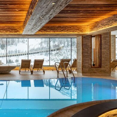 een fantastisch uitzicht op skigebied Obertauern en alles wat je wenst is aanwezig: een spa met sauna's en binnenzwembad