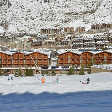 Met de rustige ligging en direct aan de piste heeft Hotel Nordic je heel wat te bieden. En dat is zeker niet alles. Om je vakantie compleet te maken is er gedacht aan ontspanning