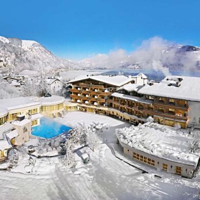 Op een schitterende locatie in Zell am See vind je het super luxe Hotel Salzburgerhof. Met een legendarische spa met o.a. een verwarmd binnenzwembad