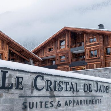 Op slechts een sneeuwbalworp afstand van het centrum ligt Résidence MGM le Cristal de Jade. De skilift ligt iets verder