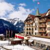 Arenas Resort Victoria-Lauberhorn in Wengen biedt een perfect verblijf voor een fijne wintersport in het hart van de Zwitserse Alpen. Gelegen in het charmante centrum van Wengen