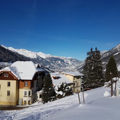 Bij Hotel Alpenblick kun je inspanning op de piste combineren met een hoop ontspanning. Dit mooie familiehotel