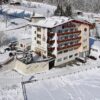 Hotel Hubertus is een comfortabel hotel.De kamers zijn verzorgd ingericht en beschikken allemaal over een nette badkamer. Het ligt net buiten het gezellige centrum van Fügen met winkels